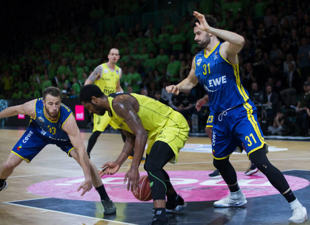 尤其是在 尤其是在